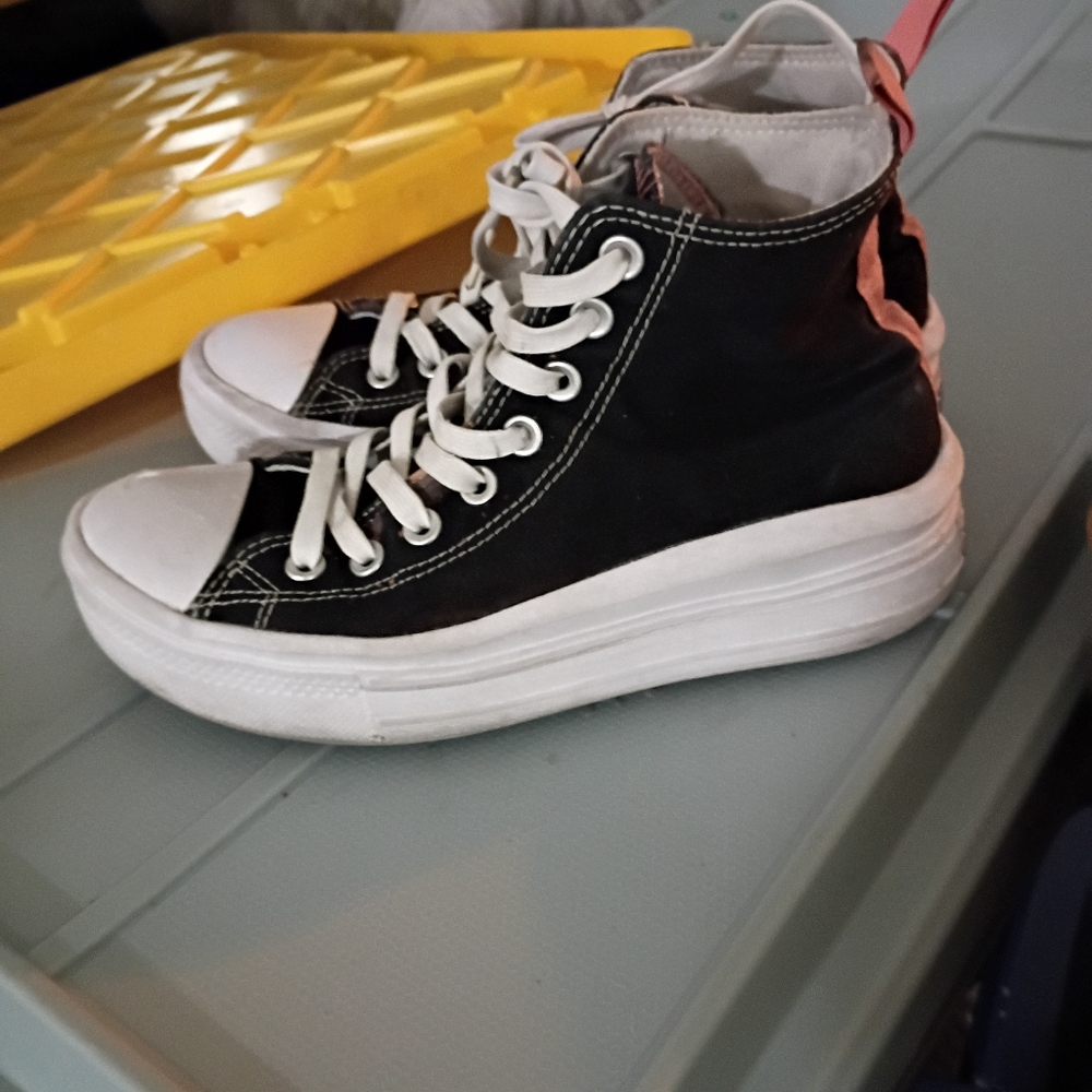 Converse Black and White Sneakers - Picture 3 of 3